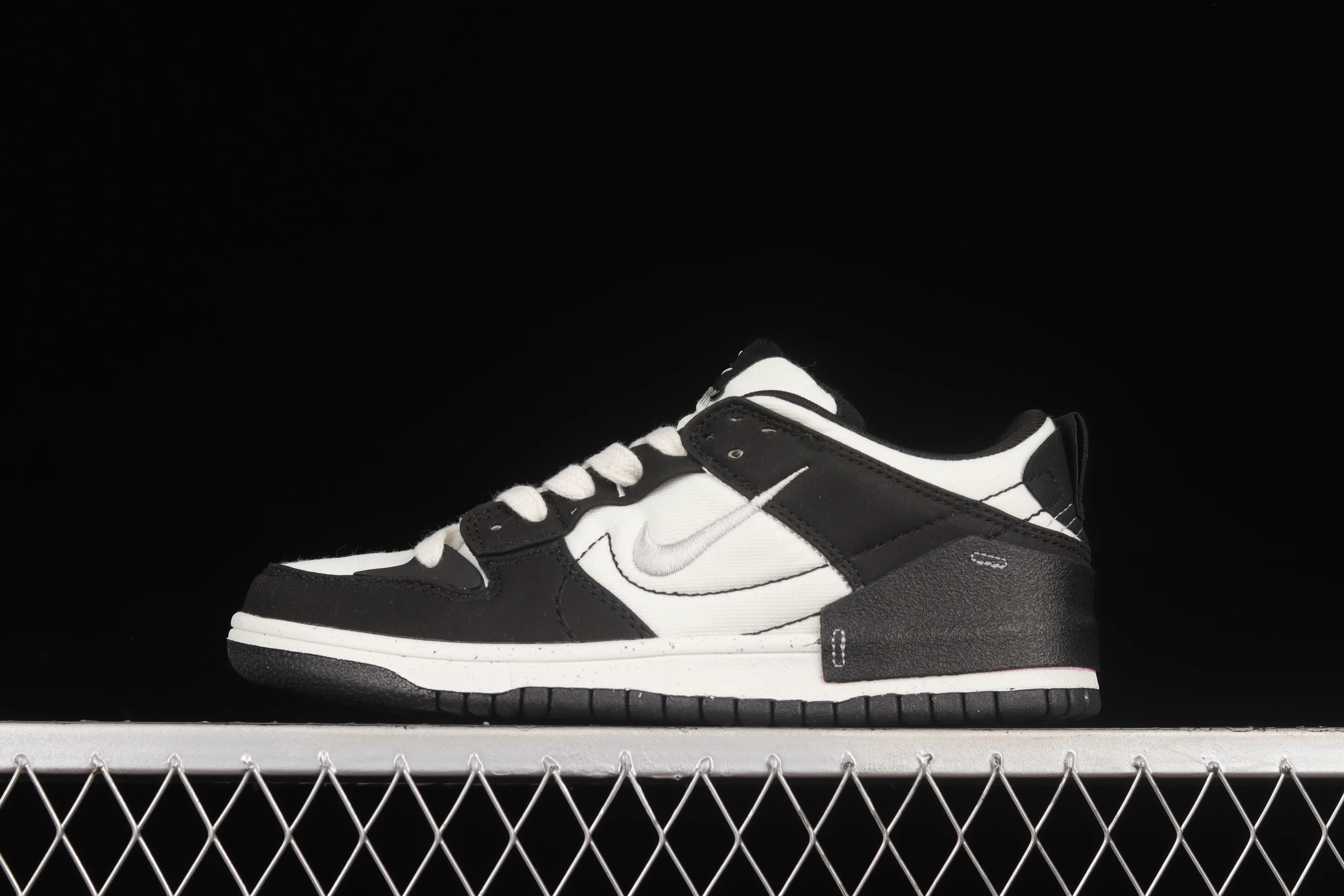 All categories Nk SB Dunk series Nk SB Dunk Low low-top sneakers Nk Dunk Low Disrupt 2 "Desert Bronze" New deconstructed style lightweight dunk low-top casual sports skateboard shoes DH4402-003